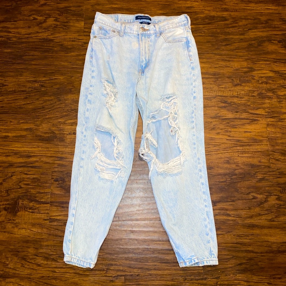 Aeropostale Destroy Light Wash Mom Jeans Size 8